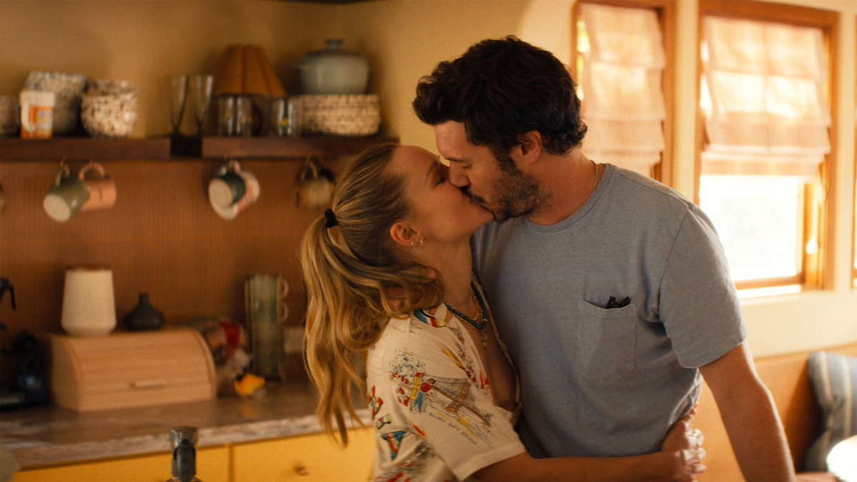 Nobody Wants This Season 3 Kristen Bell Joanne Adam Brody Noah kiss in kitchen