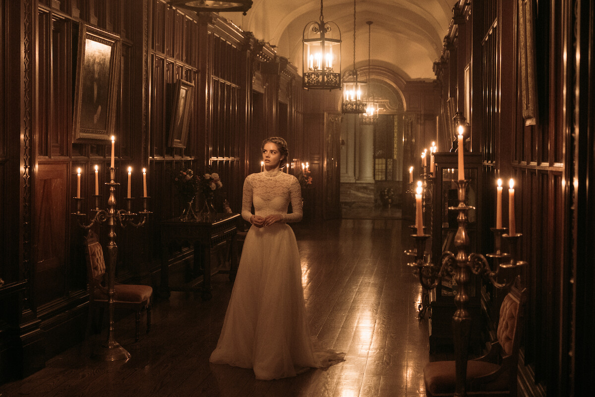 Ready or Not 2019 Grace in candlelit mansion Halloween movie Netflix