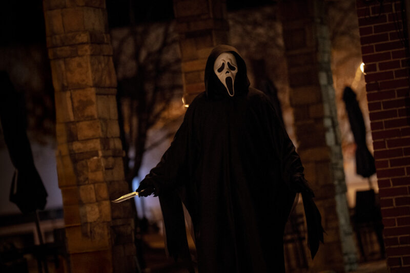 Scream 7 Ghostface masked killer official Paramount still