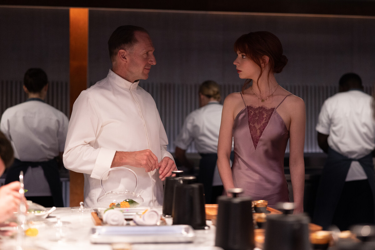 Halloween movies on Netflix The Menu 2022 chef Slowik and Margot at restaurant