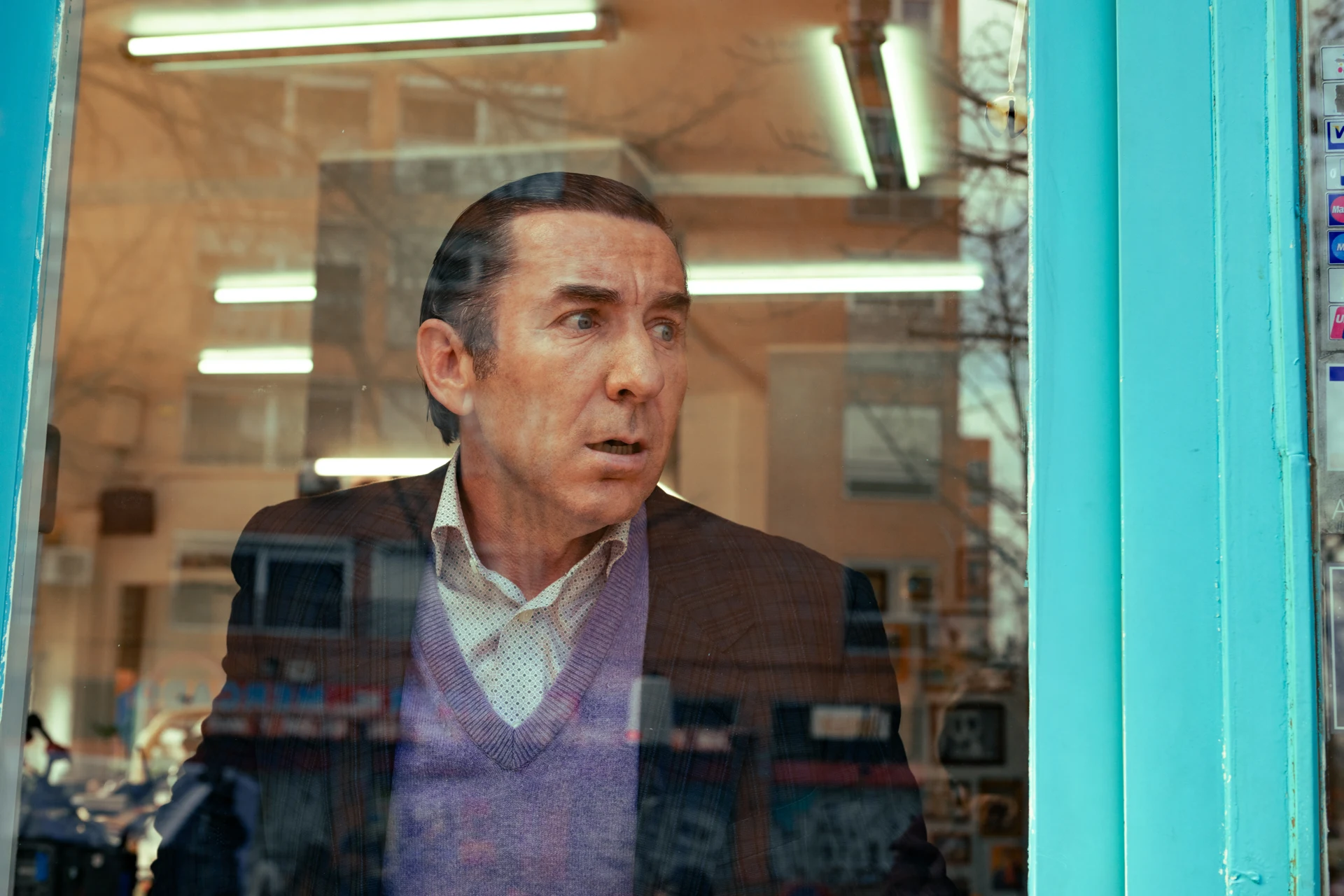 Antonio de la Torre as Leandro in Fading Grandeur (2026)